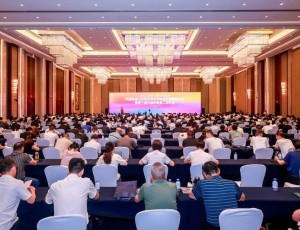 云门酒业潘学森、武金玲获聘中国食品工业协会“首席酒体设计师”