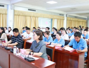 以诗颂党 红色传承丨青州市工信局机关党委与云门酒业党委联合举办“七一”主题朗诵会